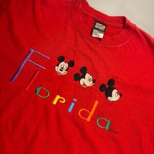 Vintage Mickey Unlimited Florida T-Shirt Red Embroidered Disney USA‎ Made L